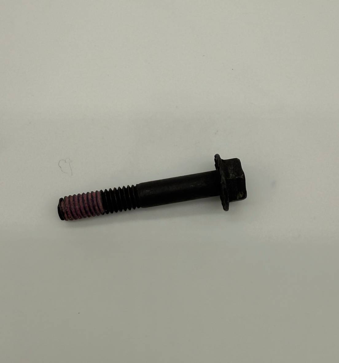 Differential Bolt Short